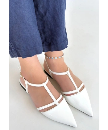 BİÇOMİ Canca Beyaz Rugan Babet Ayakkabı