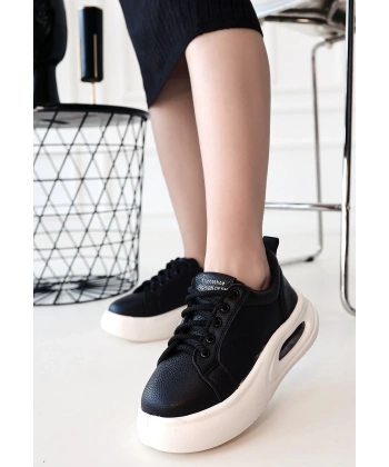 BİÇOMİ Chris Siyah Cilt Bağcıklı Spor Ayakkabı