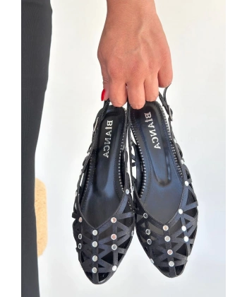 BİÇOMİ Faty Siyah Cilt Babet Ayakkabı