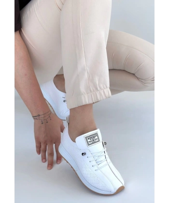 BİÇOMİ Fiert Beyaz Cilt Bağcıklı Spor Ayakkabı