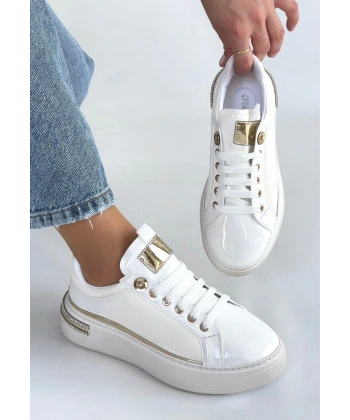 BİÇOMİ Hley Beyaz Rugan Paraşüt Detaylı Bağcıklı Spor Ayakkabı