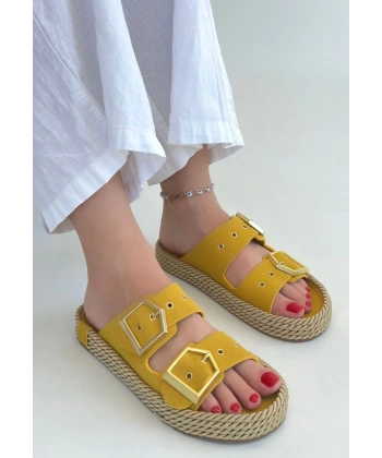 BİÇOMİ Loera Sarı Nubuk Çift Tokalı Terlik