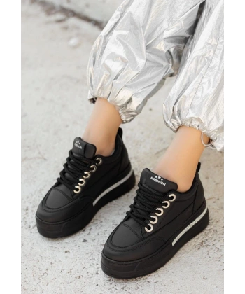 BİÇOMİ Lulu Siyah Cilt Bağcıklı Spor Ayakkabı