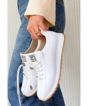 BİÇOMİ Monya Beyaz Cilt Bağcıklı Spor Ayakkabı