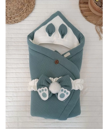 Yenidoğan 4 Kat Müslin Kumaş Kulaklı Patili Fiyonk Bebek Battaniyesi Kundak Kahverengi