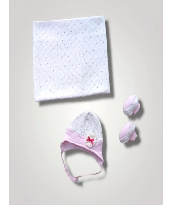 Yenidoğan Baskılı Double Face Şapka Ve Patikli 3lü Bebek Battaniye Takımı Pembe