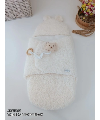 Yenidoğan Kulaklı Şapkalı Açılır Kucaklı Cırt Kapamalı Bebek Battaniyesi Kundak Krem