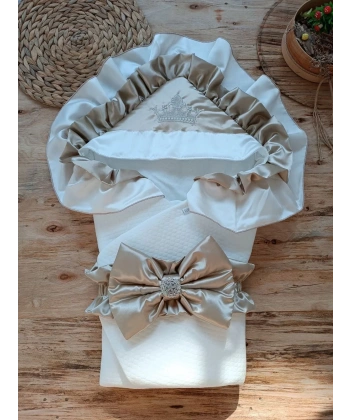 Yenidoğan Mehtap Lüks Kelebek Taç Nakışlı Bebek Battaniyesi Kundak Vizon