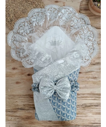 Yenidoğan Piramit Desenli Güpür İşlemeli Bebek Battaniyesi Kundak Gümüş