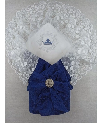 Yenidoğan Saray Kadife Taç Nakışlı İnci Fiyonklu Çift Dantel Duvak Trilüks Kundak Bebek Battaniyesi Lacivert