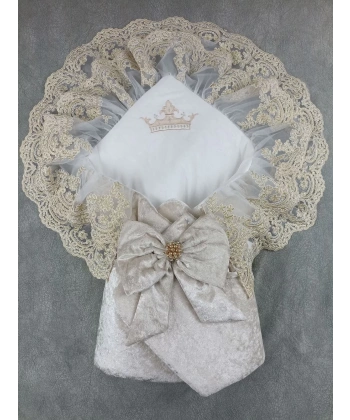 Yenidoğan Saray Kadife Taç Nakışlı İnci Fiyonklu Çift Dantel Duvak Trilüks Kundak Bebek Battaniyesi Vizon-gold