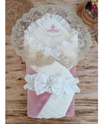 Yenidoğan Wool Yün Kumaş Taç Nakışlı Güpür Duvaklı Fiyonk Prizma Taş Unisex Kundak Bebek Battaniyesi Pembe