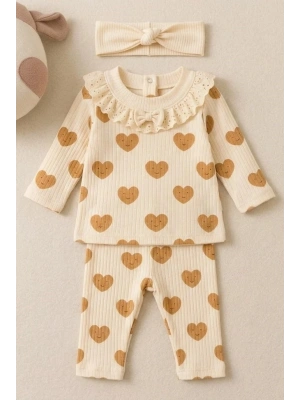 Kalp Baskılı Fisto Yaka 3 Parça Kız Bebek Takımı - %100 Pamuk