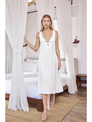 Bicomi Göğüs ve Sırt Dekolteli Dantelli Saten Gecelik