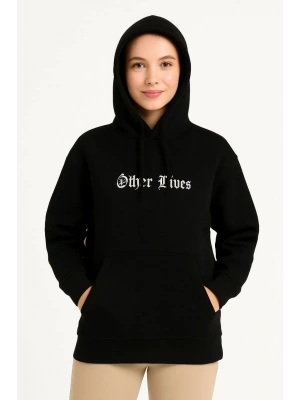 Kapşonlu Sweatshirt – Oversize“Other Lives” Ön  Arka Baskılı, Siyah -