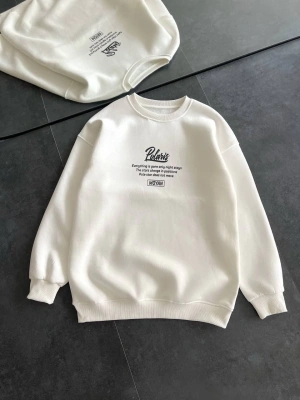 Kışlık Bisiklet Yaka Ön Ve Arka Baskılı SweatShirt - Beyaz -