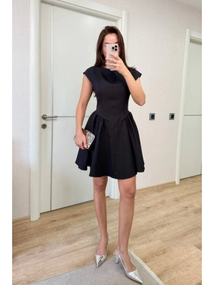 Sırt dekolteli Çan Detaylı Mini Elbise - Siyah -