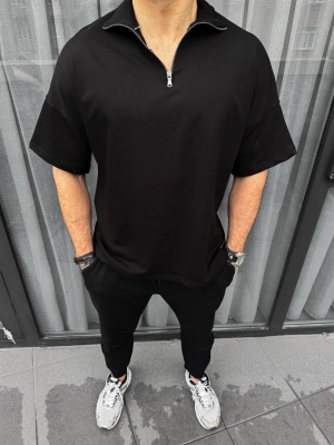 Yarım Fermuarlı Basic T-Shirt - Siyah -