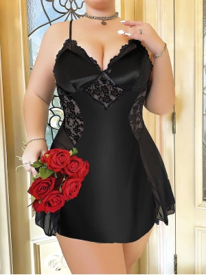 Bicomi Büyük Beden Siyah Dantel İşlemeli İnce Askılı Saten Gecelik