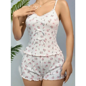Bicomi Pamuklu Beyaz Üstüne Çiçek Desen Fitilli Askılı Şortlu Pijama Takımı