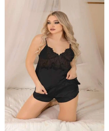 Bicomi Siyah Dantel İşlemeli İnce Askılı Saten Şortlu Takım