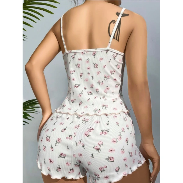 Bicomi Pamuklu Beyaz Üstüne Çiçek Desen Fitilli Askılı Şortlu Pijama Takımı