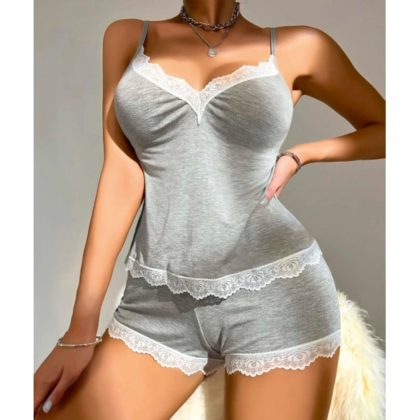 Bicomi Pamuklu Dantel İşlemeli Gri Askılı Şortlu Pijama Takımı