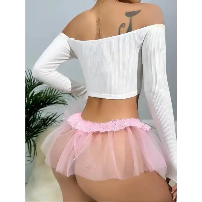 Pembe Etek Detaylı Tanga