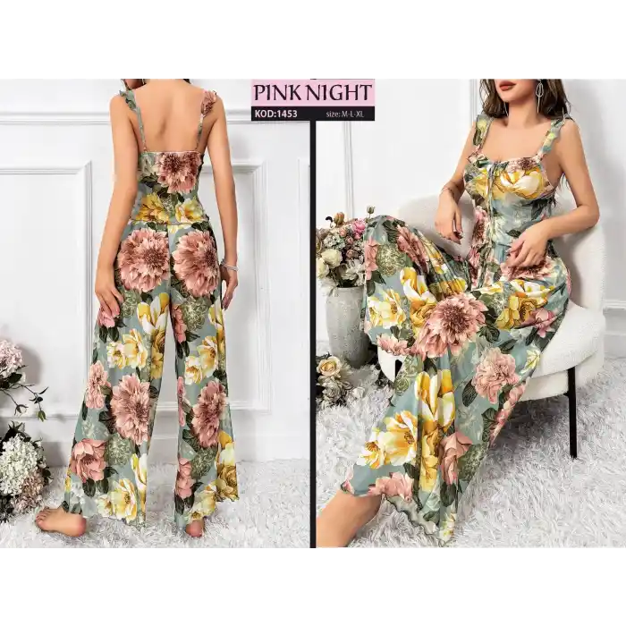 Rahat İç gösteren fantazi giyim