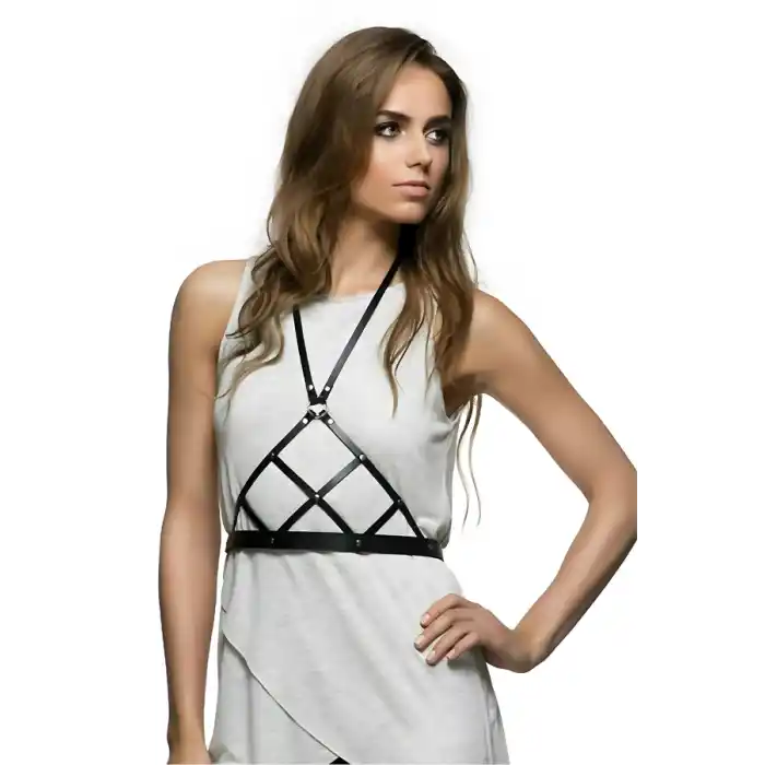 Elbise Üstü Deri Aksesuar