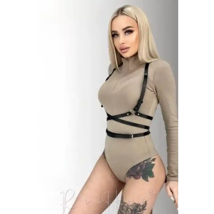 Elbise Üstü Giyilebilen Deri Aksesuar