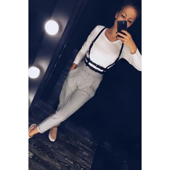 Elbise ve gömlek Üstü Giyilebilen Deri Aksesuar