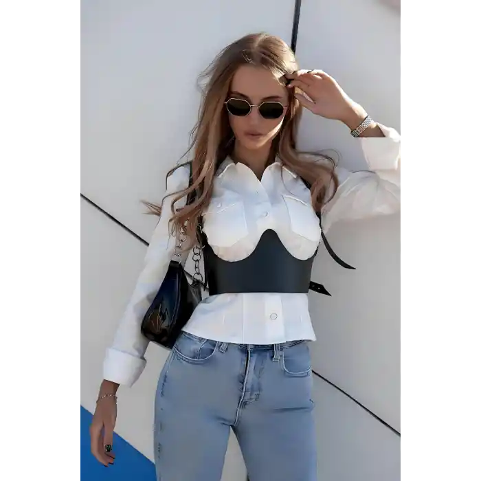 Elbise ve Gömlek Üstü Giyilebilen Deri Aksesuar