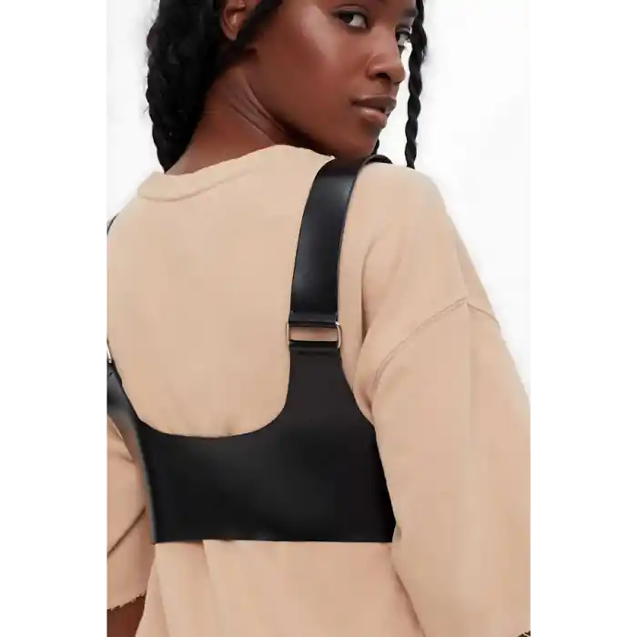 Elbise ve Gömlek Üstü Giyilebilen Deri Aksesuar