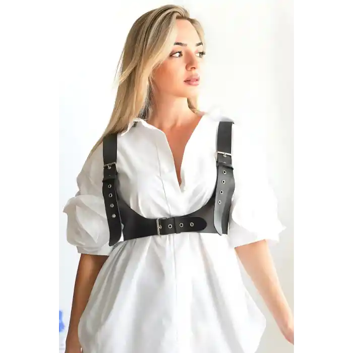 Elbise ve Gömlek Üstü Giyilebilen Deri Aksesuar