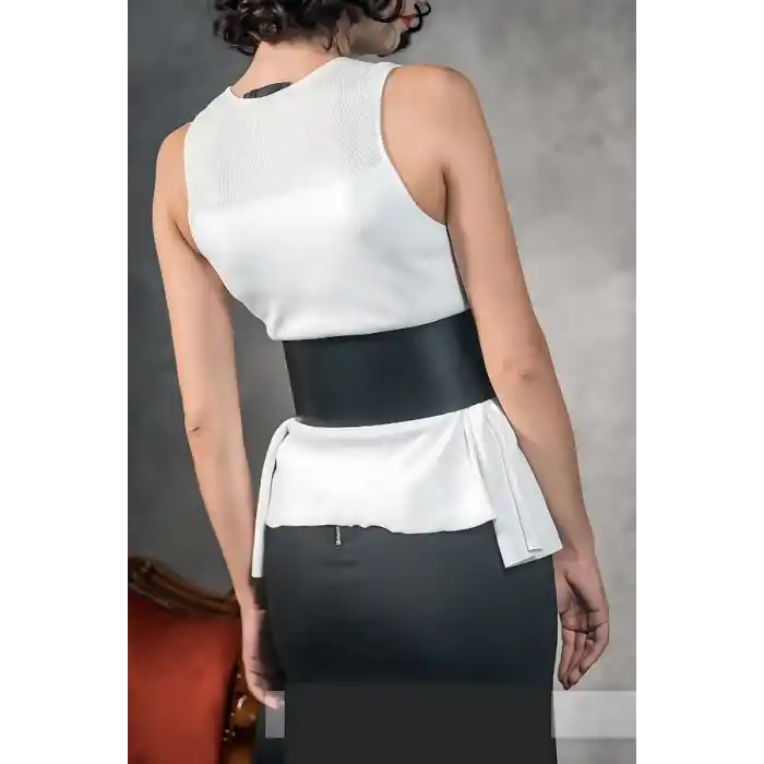 Elbise ve Gömlek Üstü Giyilebilen Deri Aksesuar