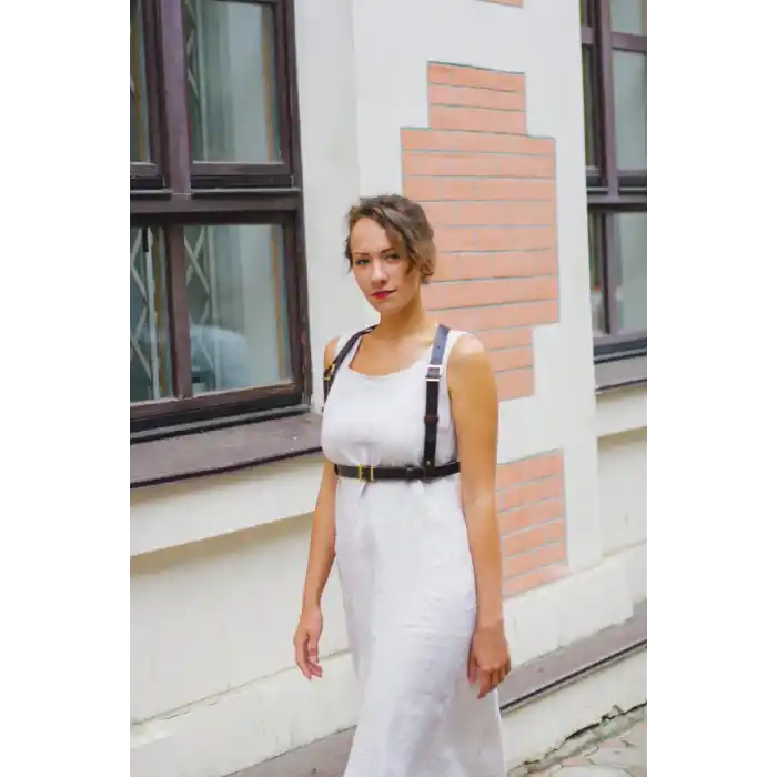 Elbise ve gömlek Üstü Giyilebilen Deri Aksesuar