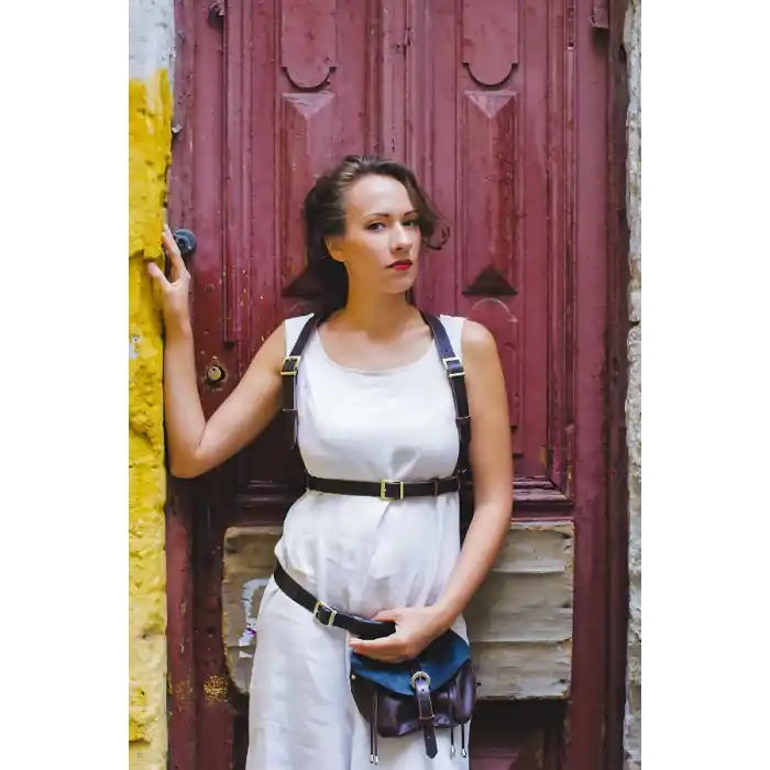 Elbise ve gömlek Üstü Giyilebilen Deri Aksesuar