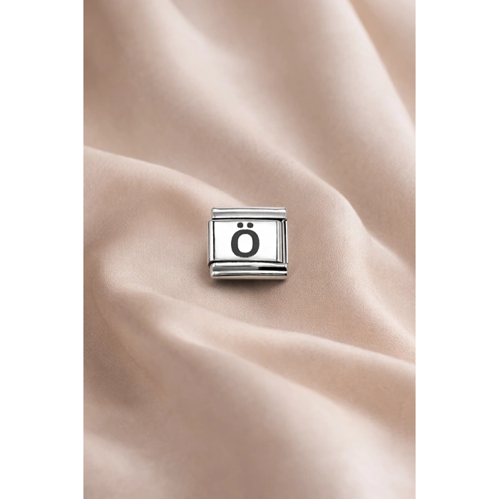 Nomination Uyumlu Harf Charm “Ö” – Çelik Bileklik Aksesuarı, Kişiye Özel Harf Modülü