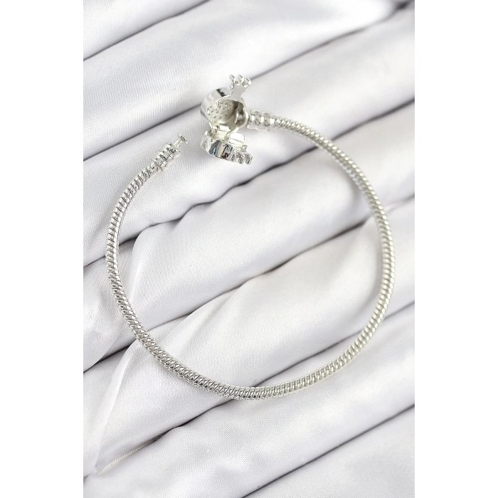 Pirinç Charm Zirkon Taşlı Taç Model Gümüş Renk Kadın Bileklik