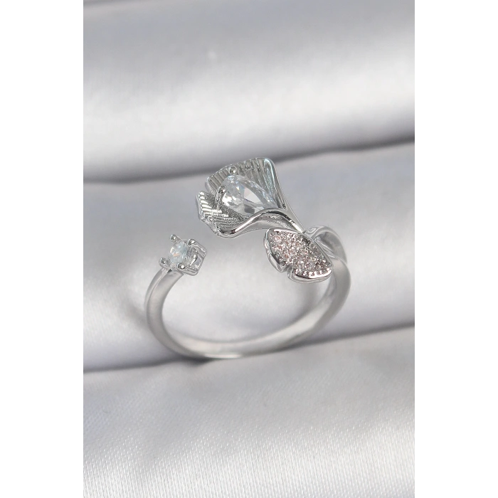 Pirinç Gümüş Renk Zirkon Taşlı Deniz Kabuğu Model Ayarlanabilir Kadın Yüzük