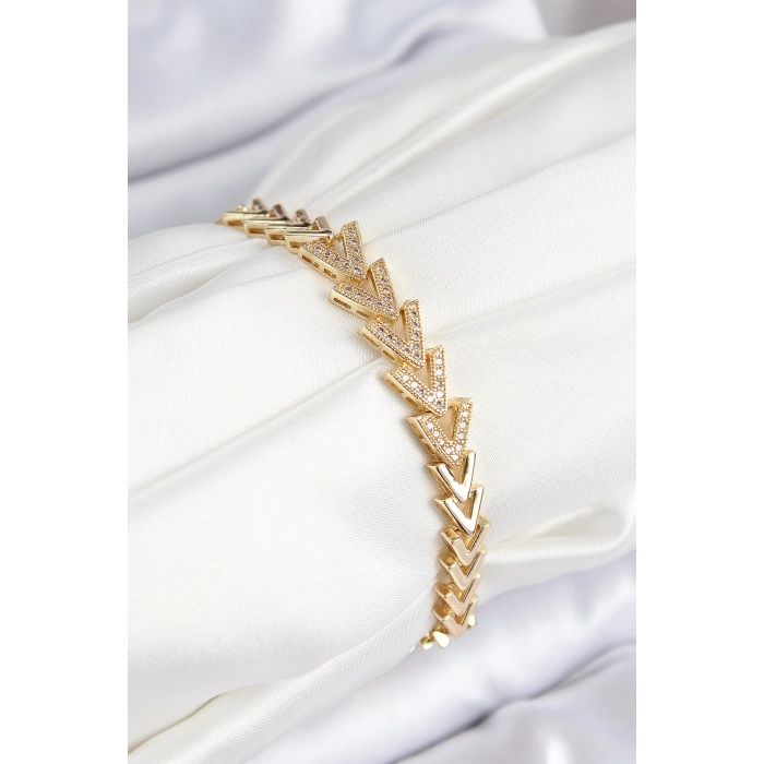 Pirinç Zirkon Taşlı Sıralı Ok Model Gold Renk Kadın Bileklik