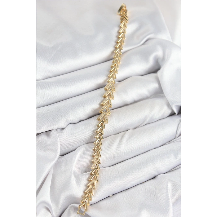 Pirinç Zirkon Taşlı Sıralı Ok Model Gold Renk Kadın Bileklik