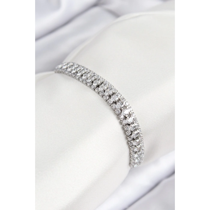 Pirinç Zirkon Taşlı Tennıs Model Gümüş Renk Asansörlü Kadın Bileklik