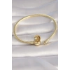 Pirinç Gold Renk İşleme Detay Charm Model Kadın Bileklik