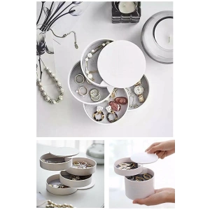 4 Katlı Dönebilen Silindir Takı Ve Makyaj Organizer Kutusu