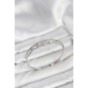 Çiçek Model Pirinç Gümüş Renk Kadın Bileklik