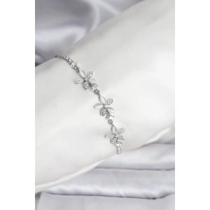 Çiçek Model Zirkon Taşlı Gümüş Renk Pirinç Su Yolu Kadın Bileklik