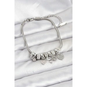 Kelebek Charmlı Gümüş Renk Kadın Bileklik