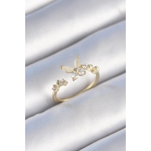 Pirinç Gold Renk Zirkon Taş Detaylı Beyaz Mineli Kelebek Model Kadın Yüzük